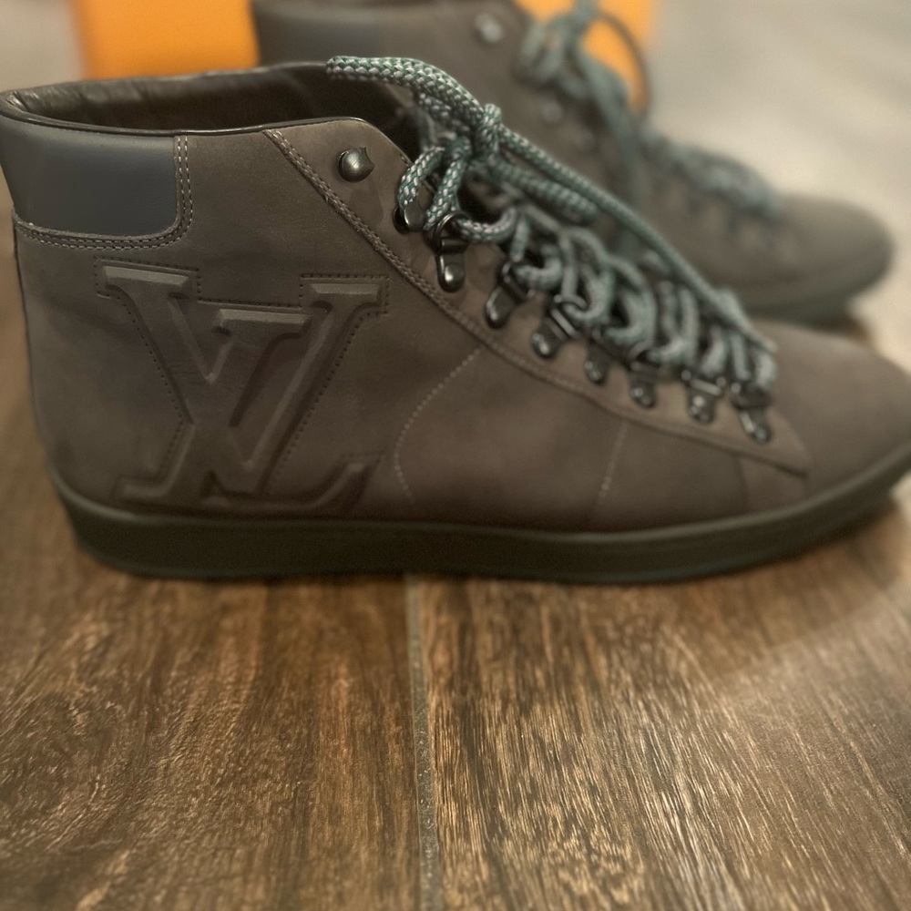 🔥Louis Vuitton Grey Sneaker Boots🔥 - Picture 8 of 8